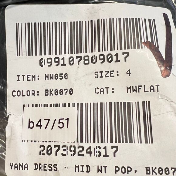 Madewell V-Neck Circle Midi Dress Jet Black Size 4 NWT NW050 - Picture 11 of 11